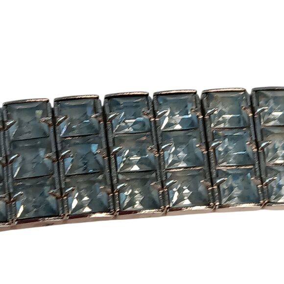 Vintage Light Blue Rhinestone Choker Necklace Screw Back Earrings Prong Setting - Picture 5 of 16